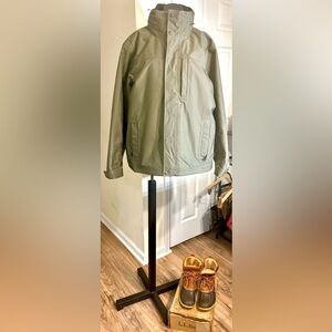 L.L. Bean Men's Sage Green Outerwear Insulated 3 in 1 Lined Waterproof Coat:EC